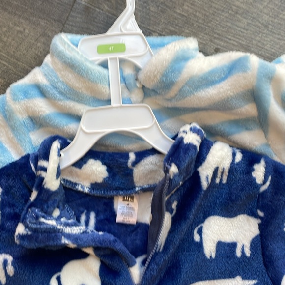 Super soft cozy jammies - Picture 4 of 4